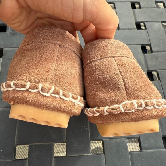 Foamtreads Brown Leather Suede Women’s Slippers Size 8 – Floral design, Plush Li - Picture 5 of 7